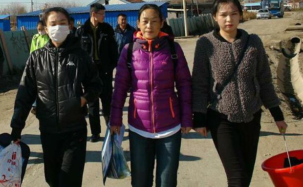 敦化市人社局为贫困户做实事喜迎十九大